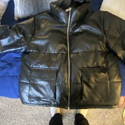 Warm Winter Fashion Nova Coat Brand New