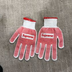 Supreme Gloved 