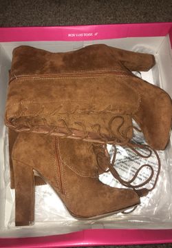 Knee length heel boots
