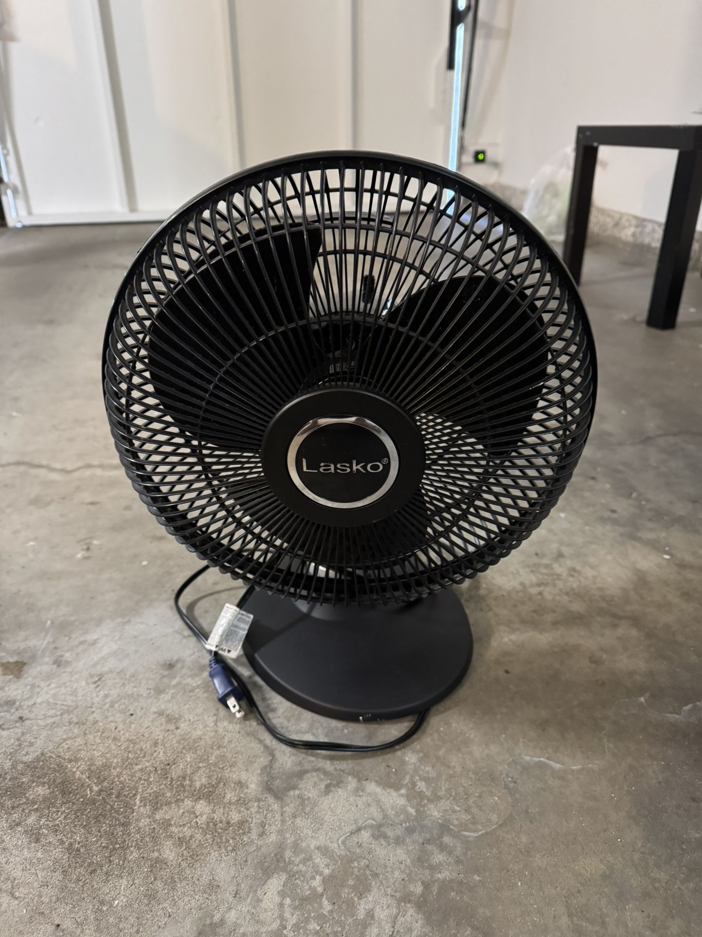 Lasko Table Fan