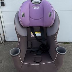 Graco car seat