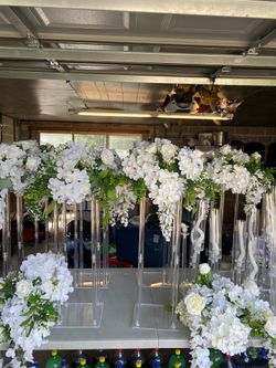 Party table decorations