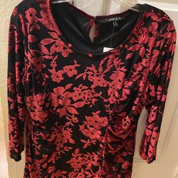 New With Tag Sami & Jo Women’s Top Black With Red Flocking 3/4 Length Sleeves Size Medium 