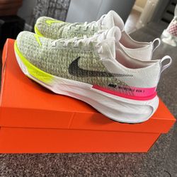 Nike Invisible Run 3