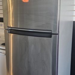 Whirlpool Refrigerator 