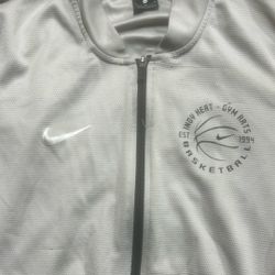 Nike Indy Heat Gym Rats Warm-Up Jacket – EYBL Peach Jam Champs – Men’s Medium (fits small)