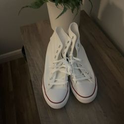 BRAND NEW converse high top 