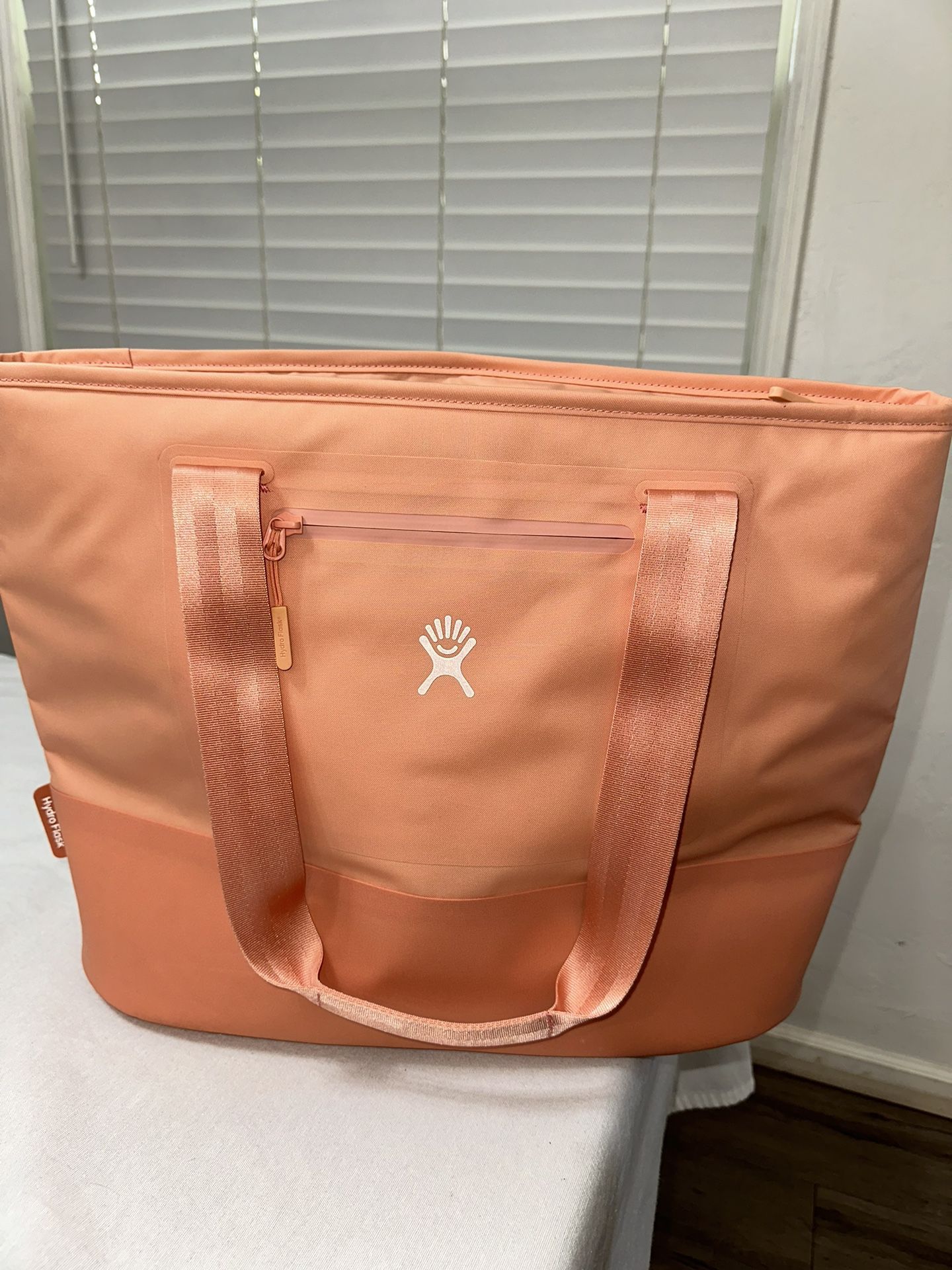 Hydro Flask Large Cooler Tote 