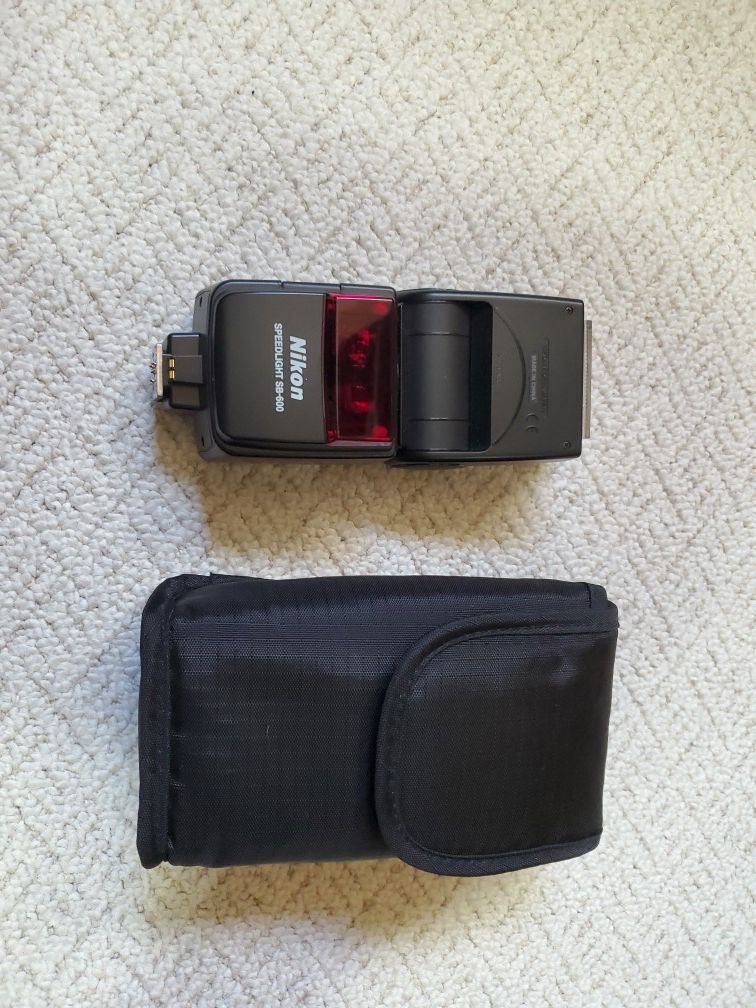 Nikon SB-600 Speed-Light
