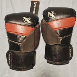 Hayabusa T3 Boxing Gloves
