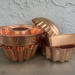MIRRO Vintage Copper-Tone Aluminum Hanging Baking Molds Set (of 5)