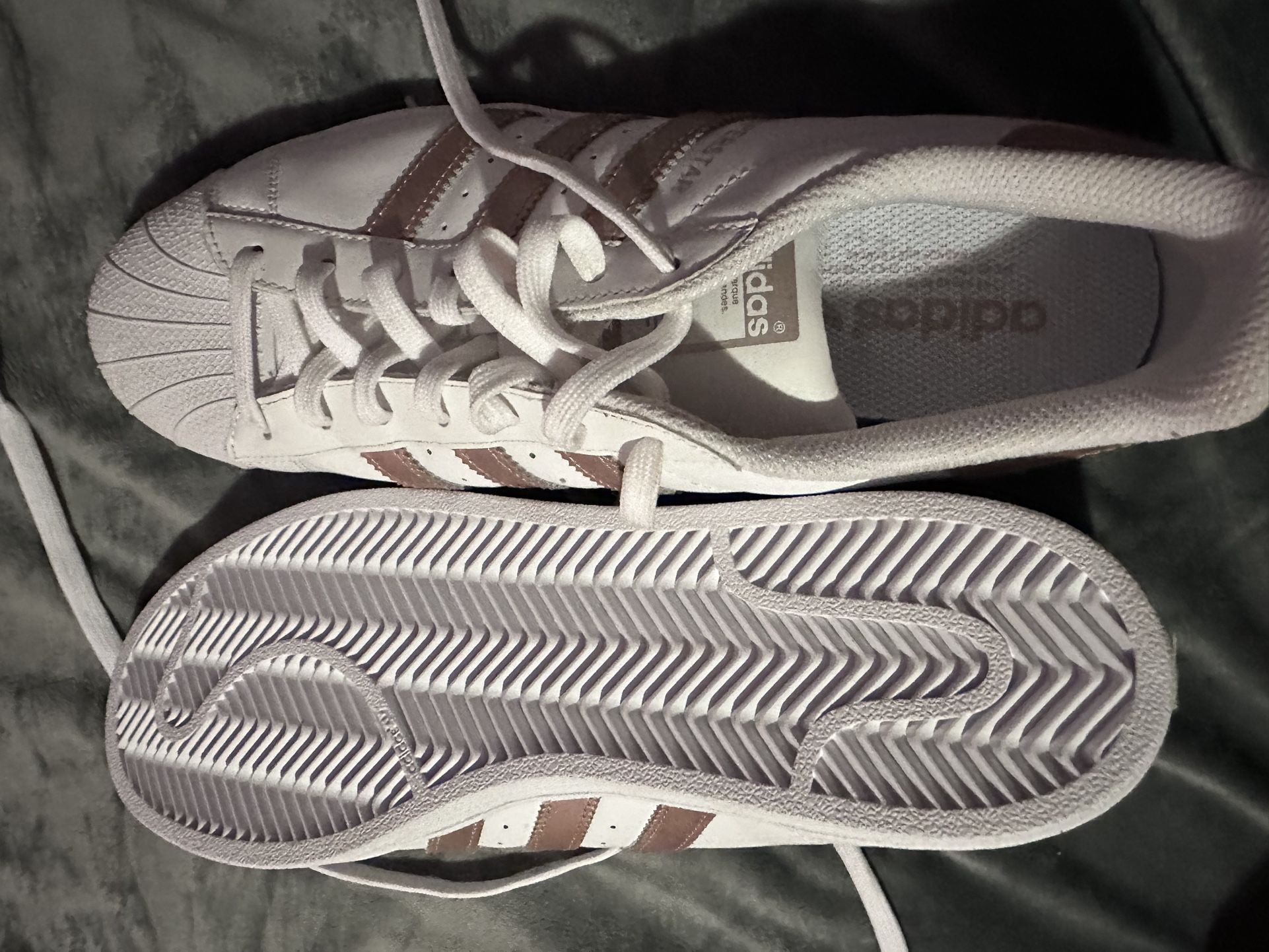 brand new! superstar adidas shoes. size 11 in women - 9.5 in men