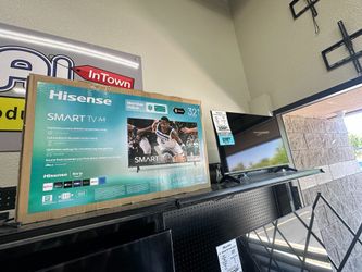 FRESH DEALS STARTING TODAY!!! 32" Hisense 1080p LED Smart 32A45NFC