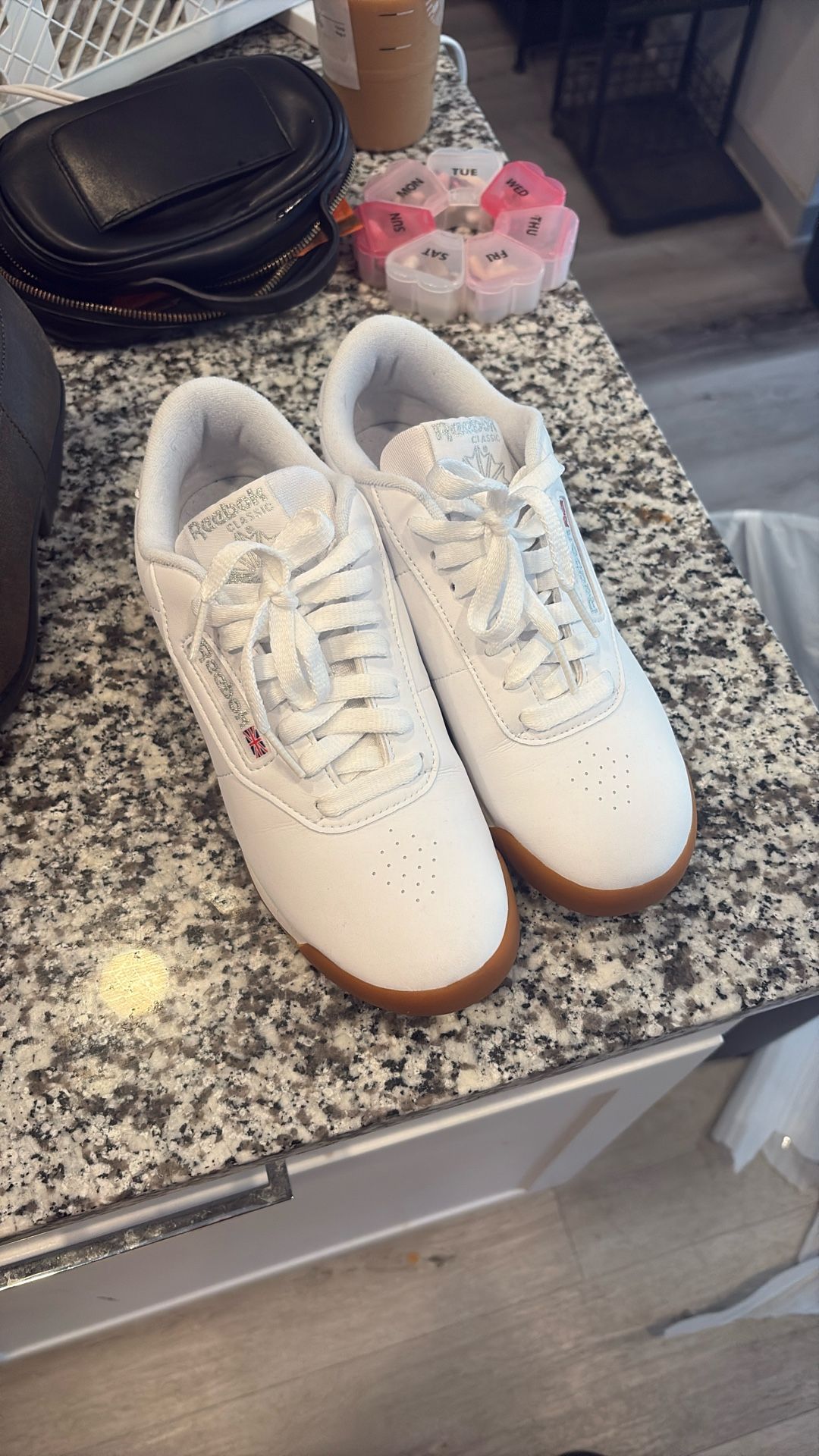 Women’s Reebok Size 7.5