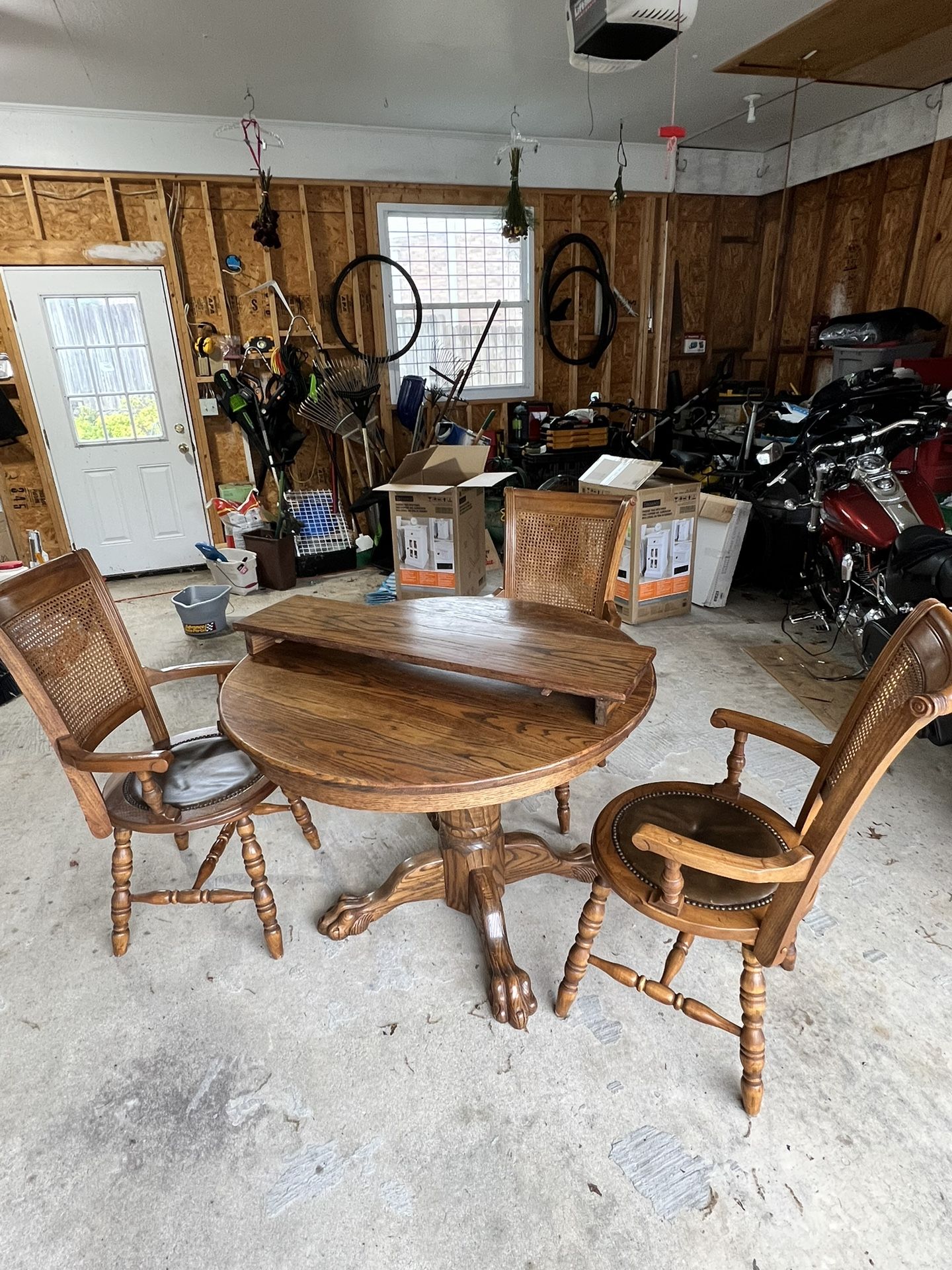 Claw Foot Small Oak Table