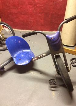 Razor trike