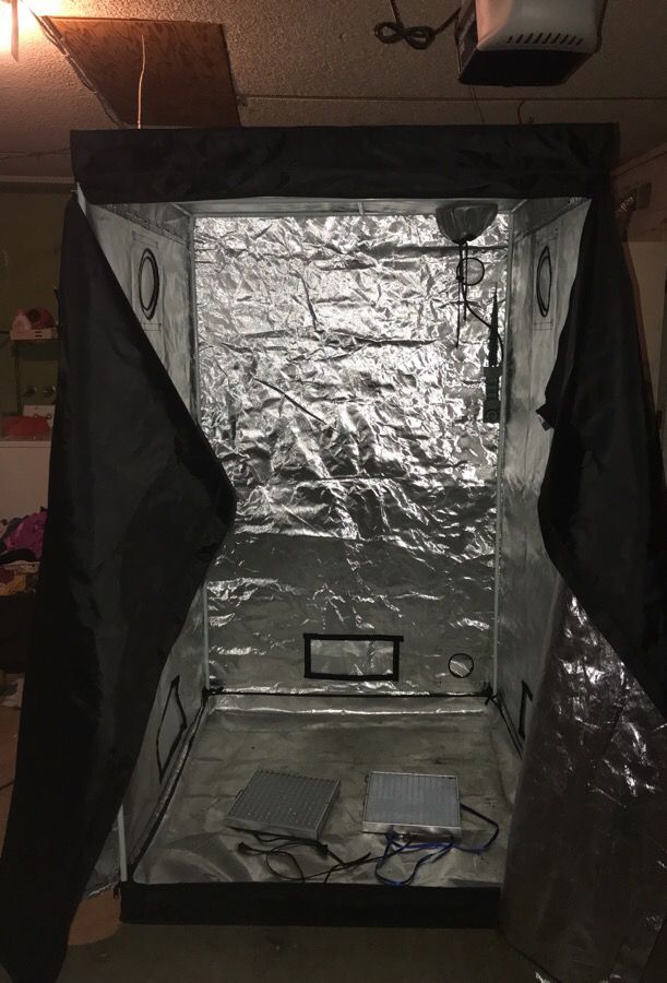 Hydroponic Growing tent