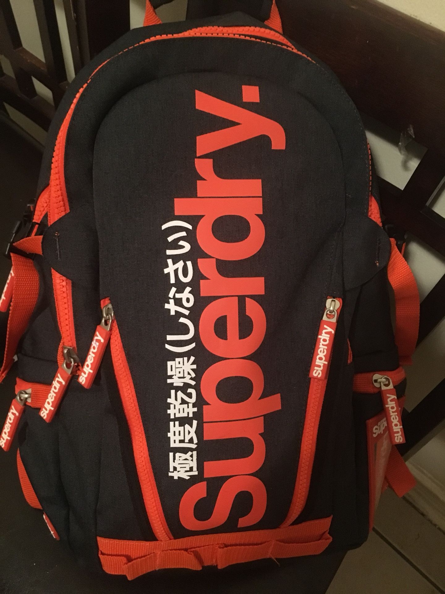 Superdry new backpack ( 5 in stock )