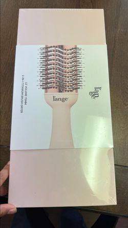 Lange brush dryer medicube face  whipped pure daily care