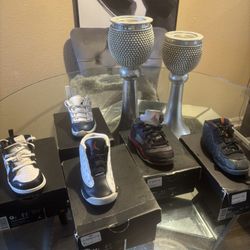 4 Pairs of Jordans & 1 Pair of Nike Foam Posites