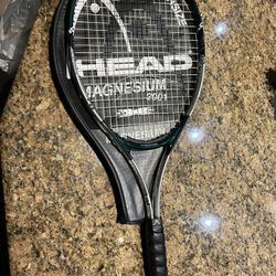 Head Magnesium 2001 Tennis Racket