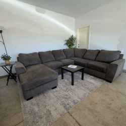 Can Deliver Sectional Couch