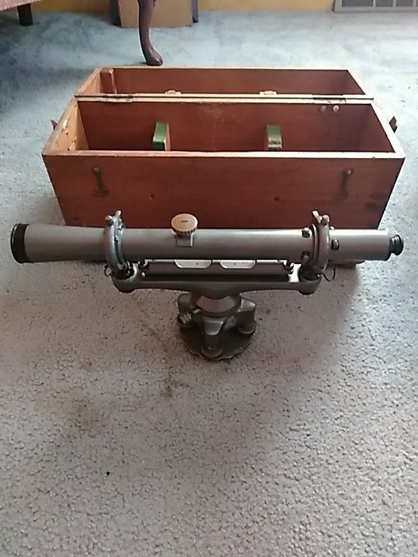 Surveyors level