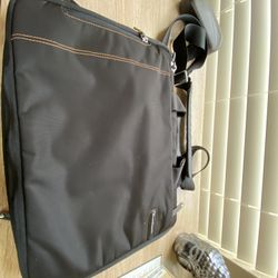 Brenthaven Prostyle Lite 15.4” Laptop Bag