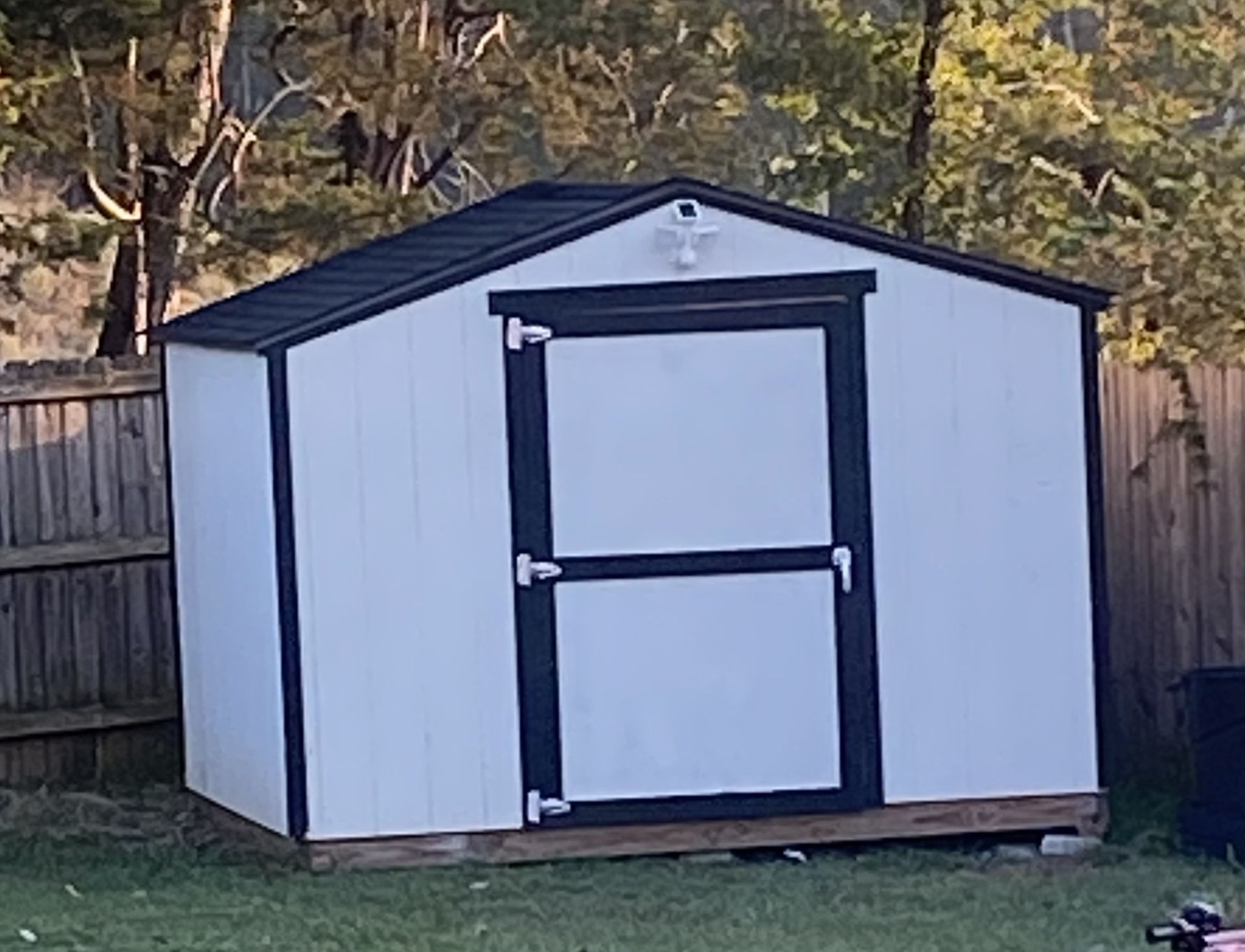 10 X 10 Tuff Shed