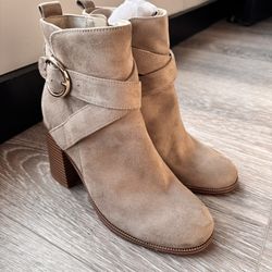 Ankle Boots 