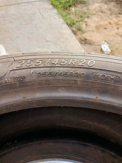 Michelin 255/40/20" Tire 