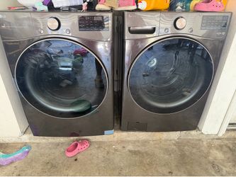 LG 27 Inch Wide 4.5 Cu. Ft. Front Load Washer and 7.4 Cu. Ft. Front Load Electric Dryer Laundry Pair with ColdWash and TrueSteam