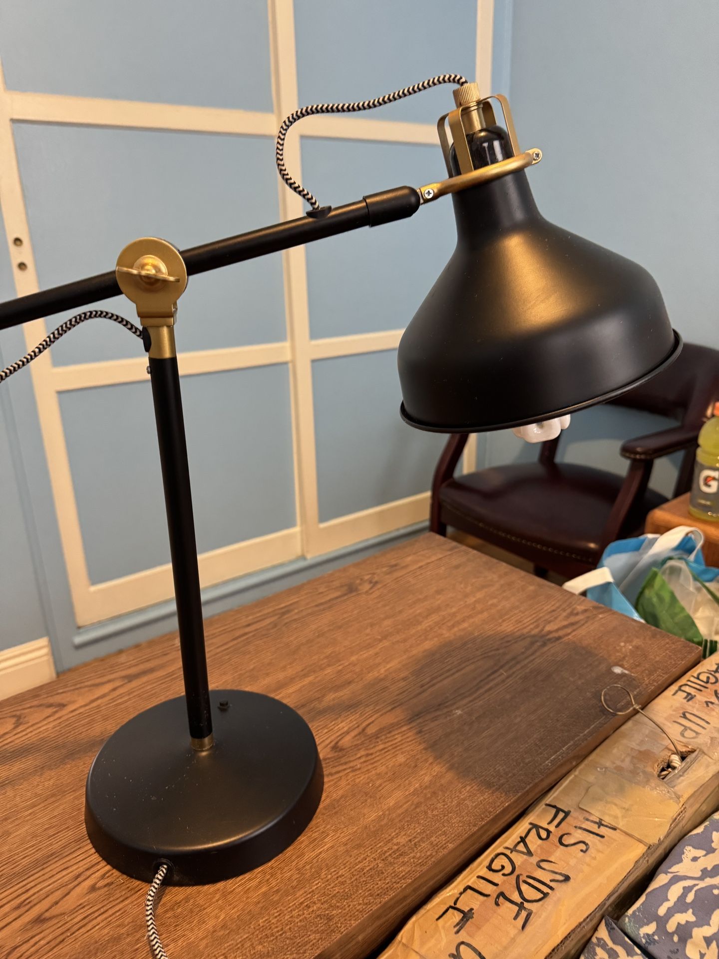 Black Metal Desk Lamp