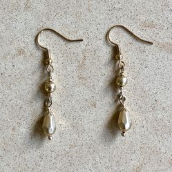 ⚜️ Pretty, handmade gold tone charm earrings reworked from a vintage necklace