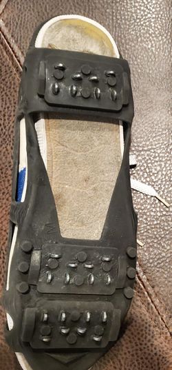 Women shoe spikes