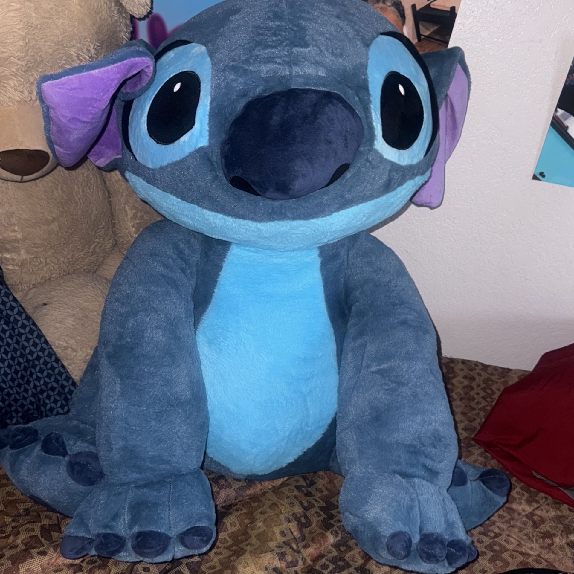 Giant stitch bear