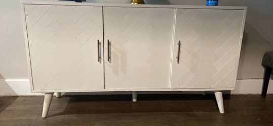 Side board/ buffet