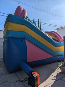 Inflatable Slide Moon Bounce