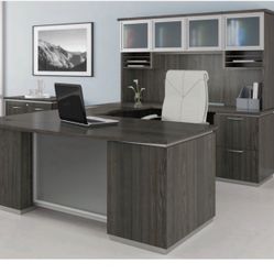 Furniture U Shaped Desk With Glass Modesty And Hutch