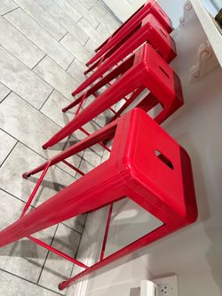 Set of 4 Red Metal Bar Stools / Counter Stools – Great Condition!