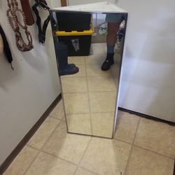 Corner Medicine Cabinets (2)