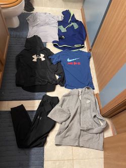 Boys size large 14/16 lot Nike under armour