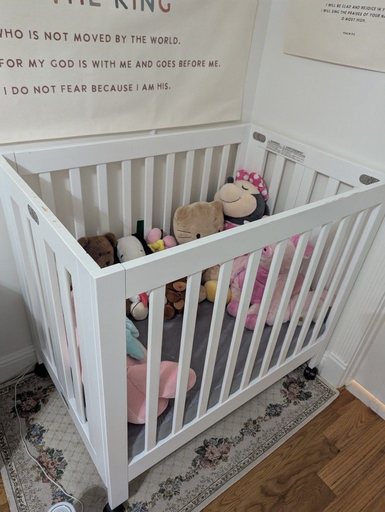 White Mini Crib + Mattress