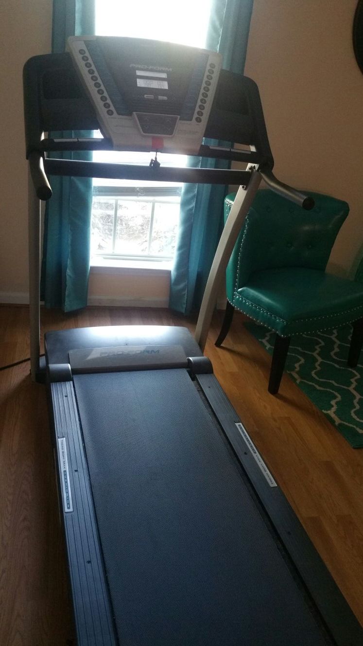 Proform 680 lt treadmill for sale sale