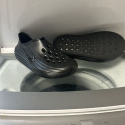 nike recovery shoes