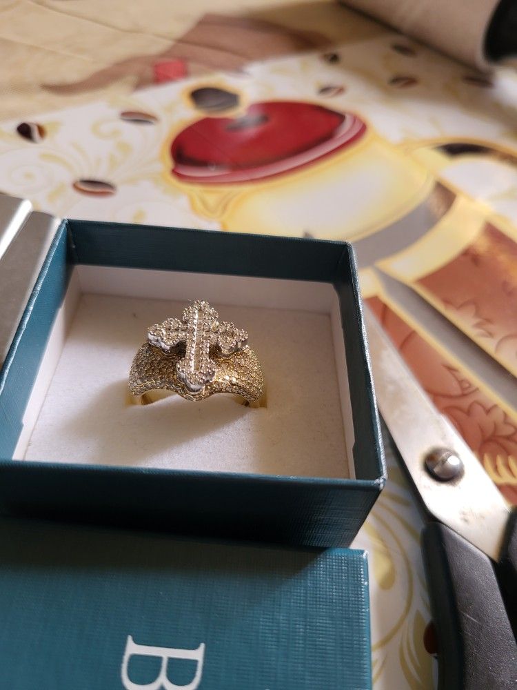 10k Gold With Real Diamonds Cross Ring