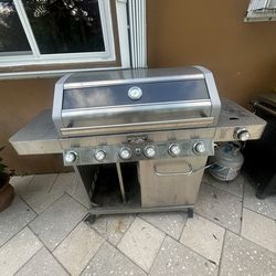 Monument Grill