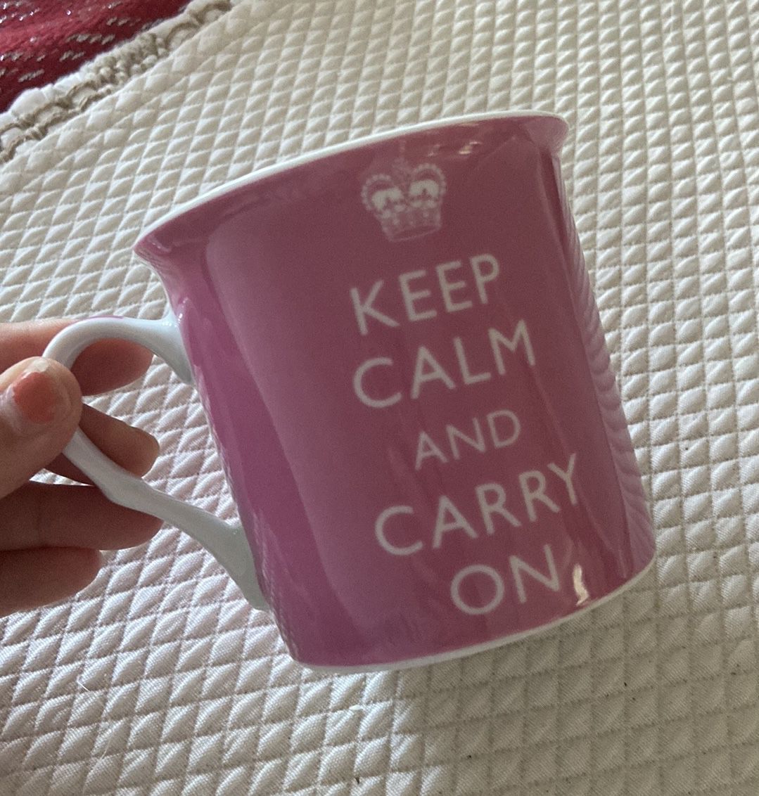 Keep calm and carry on Mug