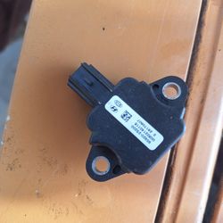 12-13 Hyundai Veloster And Kia Sportage 11-16 Impact Sensor Front Door