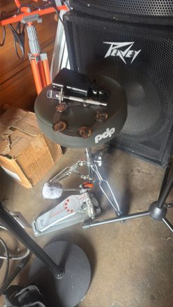PDP drum throne, pearl pedal, cow bell, ching ring